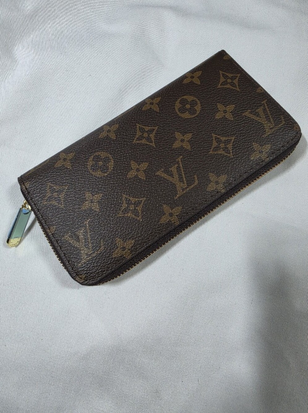 Brown & Gold Zip Women's Wallet